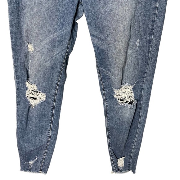 Kancan Women’s Addison- Pia Distressed Exposed Button Skinny Jeans Size 29 - Picture 4 of 8